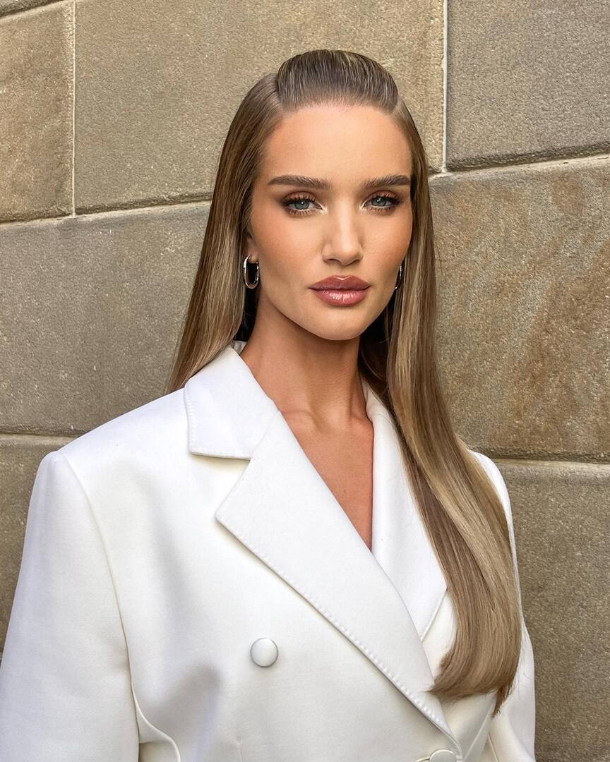 Rosie Huntington-Whiteley 3